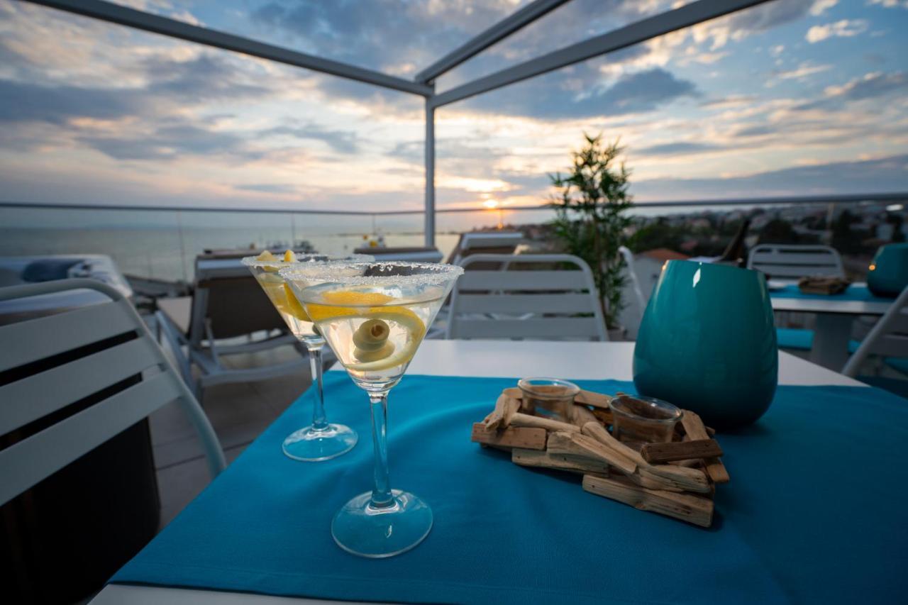 Bed&Breakfast Novalis Novalja Bagian luar foto