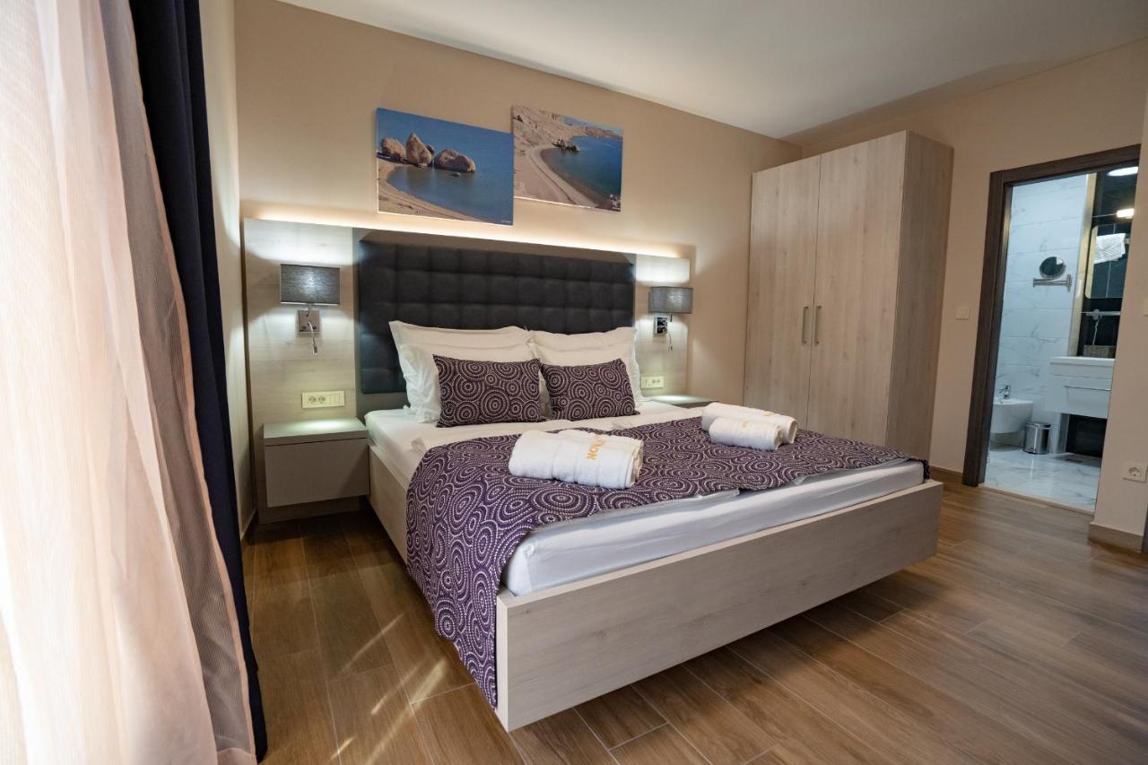 Bed&Breakfast Novalis Novalja Bagian luar foto